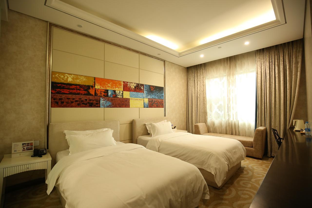 Crown Crystal Hotel Xangai Exterior foto