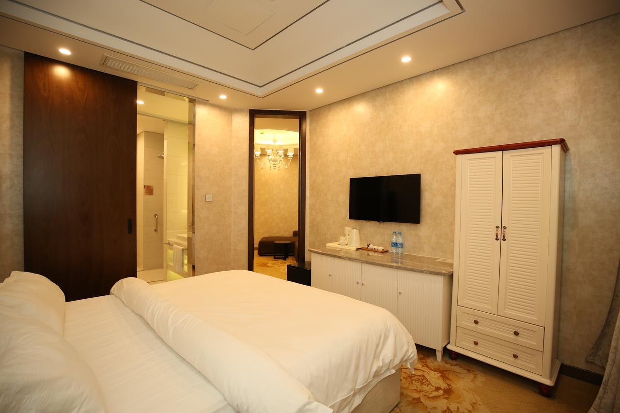 Crown Crystal Hotel Xangai Exterior foto