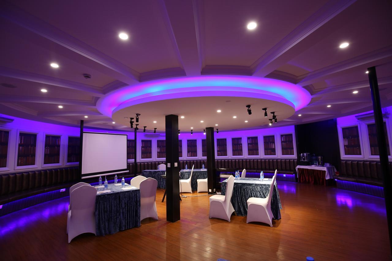 Crown Crystal Hotel Xangai Exterior foto
